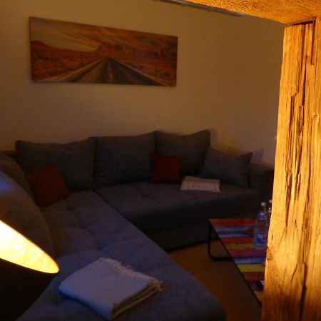 Jena City Apartment, Balkon, Sonnig, Wifi, Parkplaetze, Naehe Zentrum Ngoại thất bức ảnh