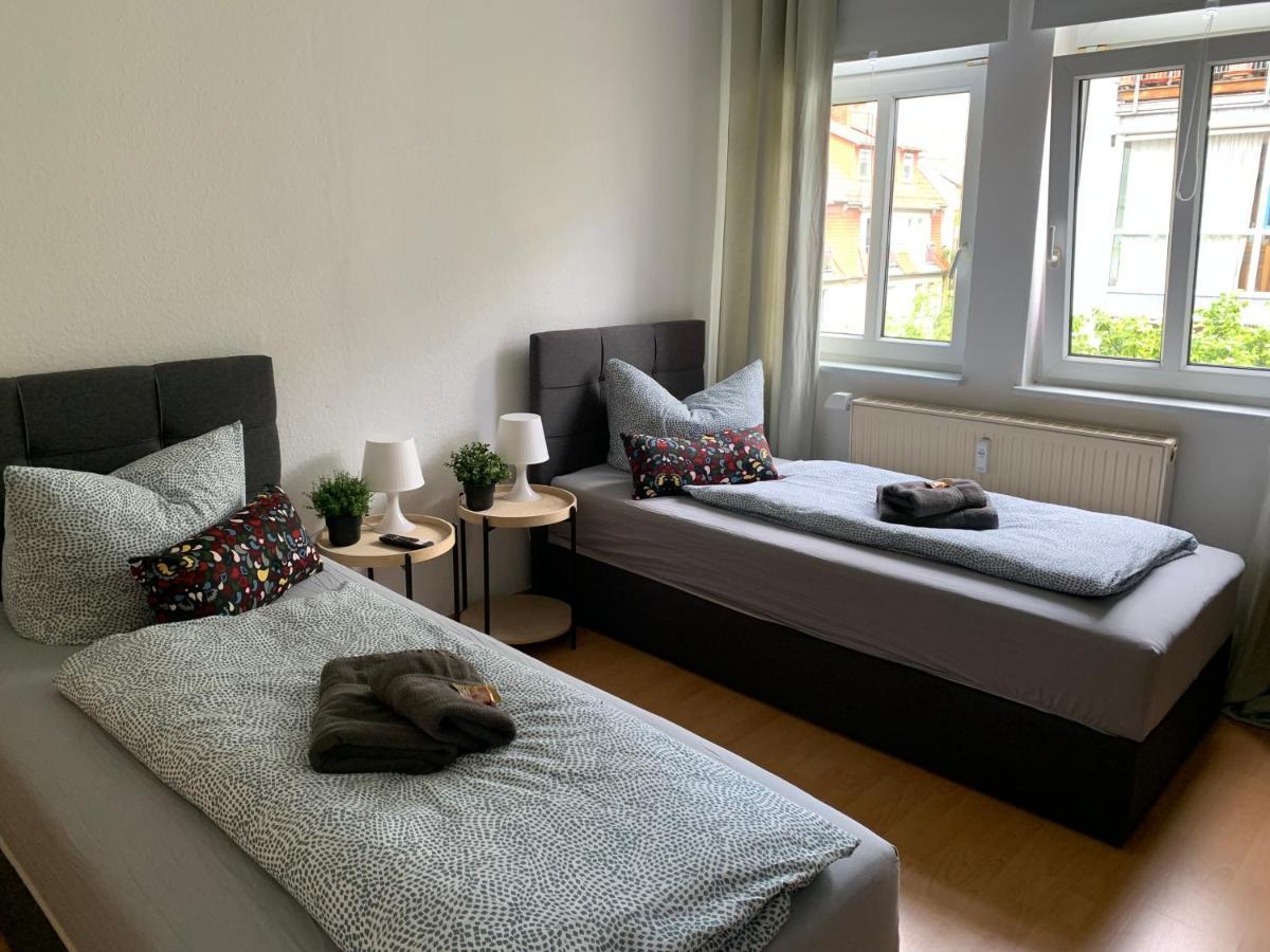 Jena City Apartment, Balkon, Sonnig, Wifi, Parkplaetze, Naehe Zentrum Ngoại thất bức ảnh